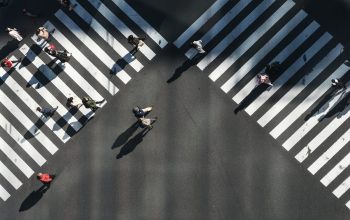 Wallpaper Aerial Photography of People Walking in Intersection Street During Daytime