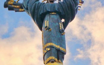 Wallpaper Man Holding a Sword Statue