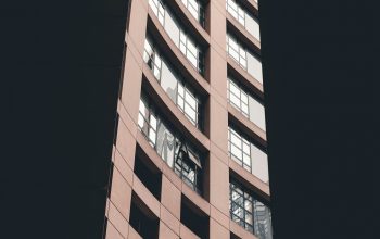 Wallpaper Brown and White High Rise Building