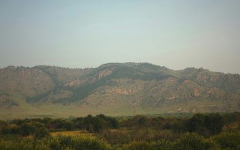 Wallpaper A Distant Mountain Range View