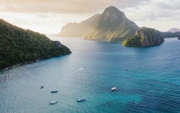 Wallpaper Group of Fishing Boats on Water