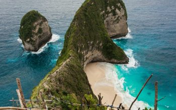 Wallpaper Cliffside Seashore