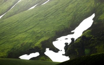 Wallpaper Mountain During Daytime