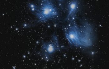 Wallpaper Blue and White Stars in the Sky