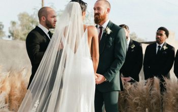 Wallpaper Bride and Groom on Grass Field