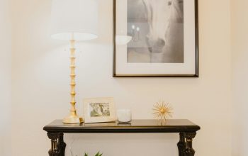 Wallpaper White Table Lamp on Brown Wooden Table