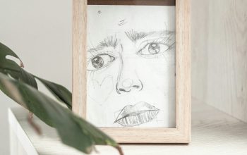 Wallpaper Wooden Framed Portrait