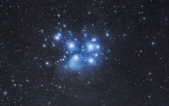 Wallpaper A Galaxy in Space with Gallery Arcturus in the Background