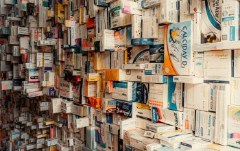 Wallpaper A Towering Pile of Cigarettes