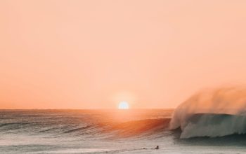 Wallpaper Sea Waves During Golden Hour