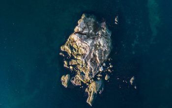 Wallpaper Aerial Photo of Island