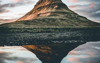 Wallpaper Brown Mountain
