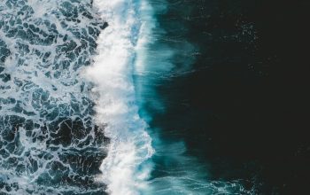 Wallpaper Aerial Photography of Blue Body of Water