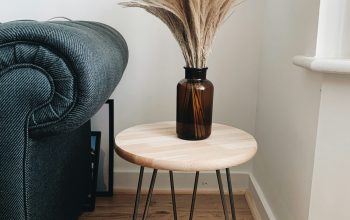Wallpaper Brown Wooden Round Seat Beside Gray Sofa
