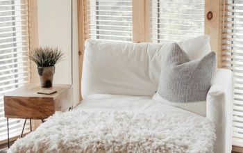 Wallpaper White Bed Linen on Bed