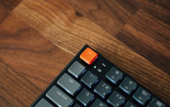 Wallpaper Black and Orange Computer Keyboard