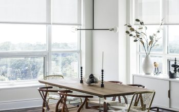 Wallpaper A Dining Room Table with Chairs