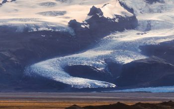 Wallpaper A Snowy Mountain Range