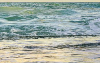 Wallpaper Waves on a Beach