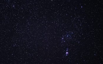 Wallpaper The Night Sky is Filled with Stars